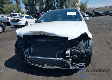 2015 Mercedes-Benz C 250 из США, поврежденный, VIN WDDGJ4HB8FG358798